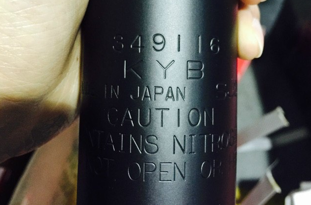如何辨別KYB減震器真假？(圖2)